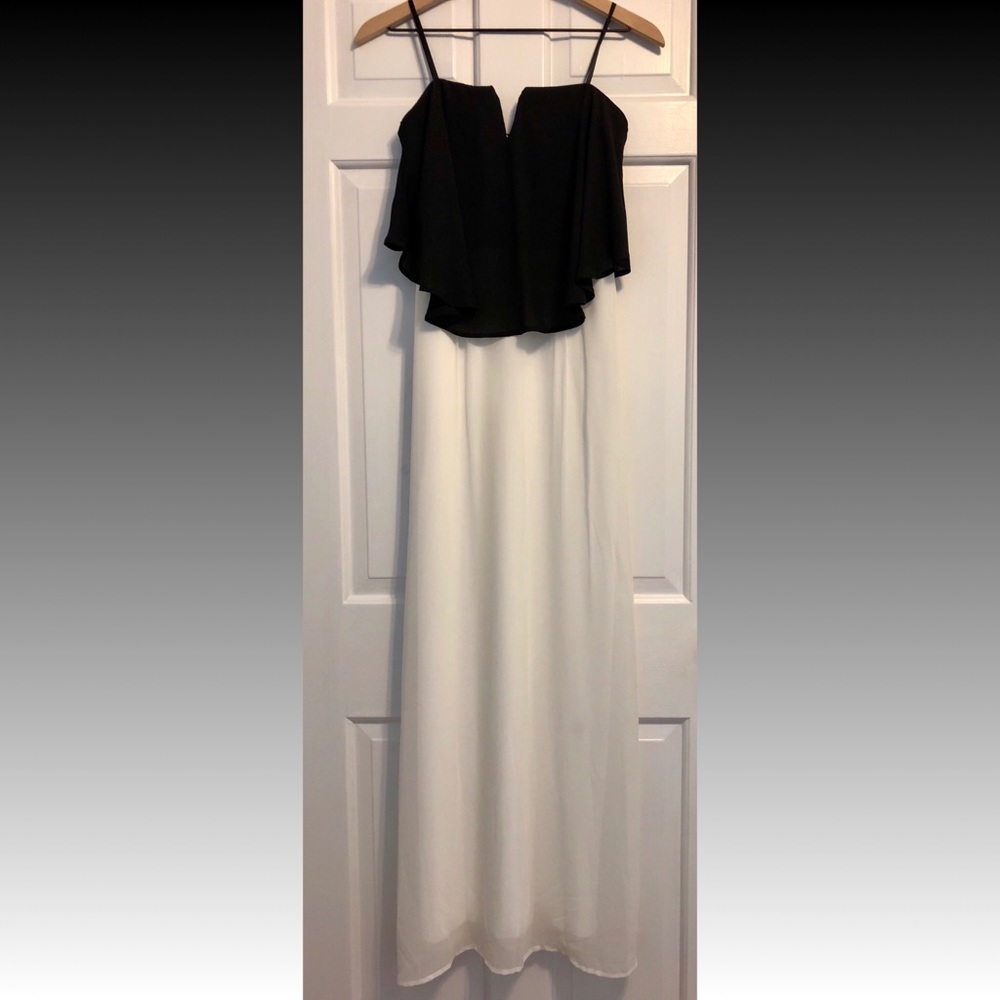 Way-In Strapless Gown